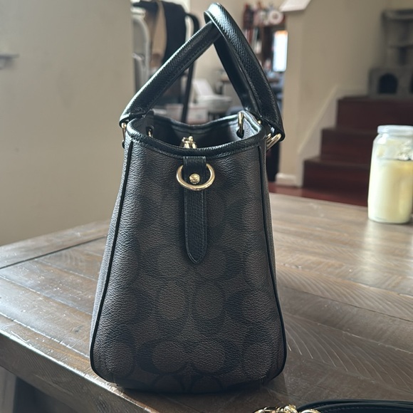 Coach Bag - Picture 6 of 9